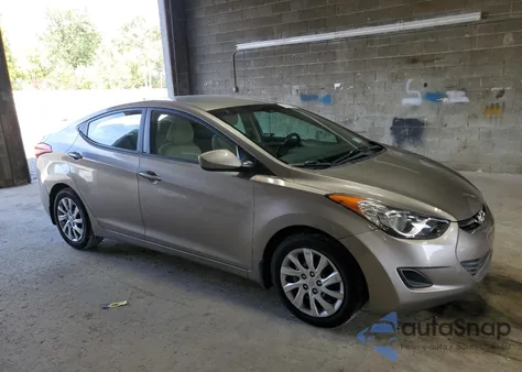 2013 Hyundai Elantra Gls z USA, uszkodzony, nr VIN 5NPDH4AEXDH226471